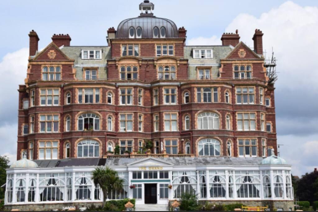 Beautifully Appointed, Period Seaside Apartment Folkestone Kültér fotó